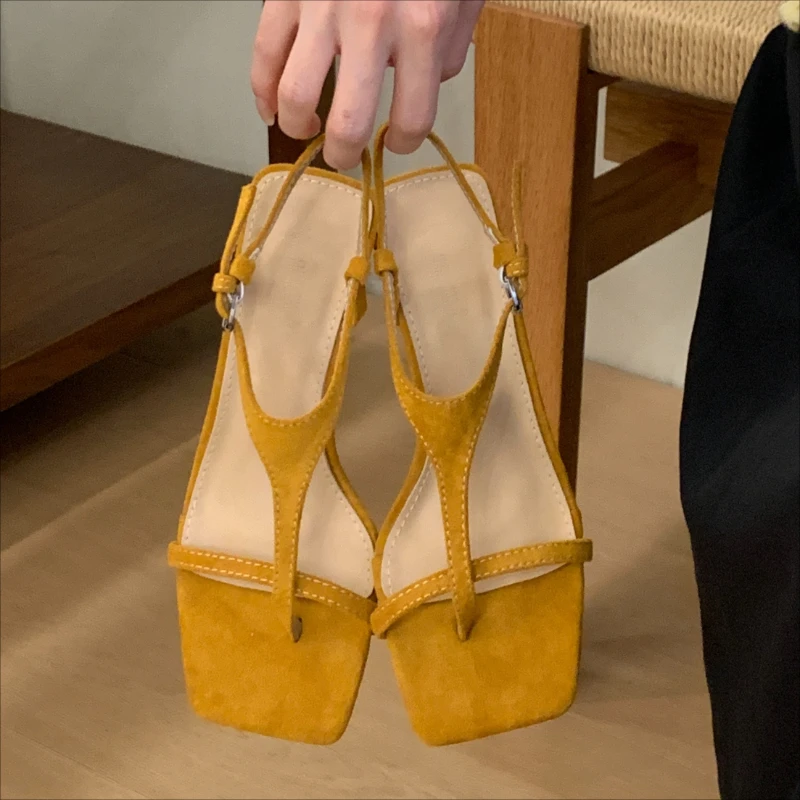 Street Style Ankle Strap Gladi - Sandal Strappy Heeled ulasan dan harga